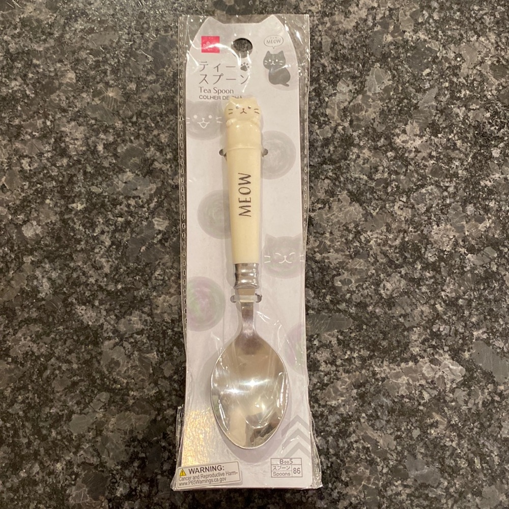 Daiso “meow” tea spoon